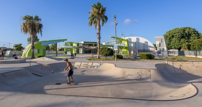 LEISURE AND FREE TIME CENTER.